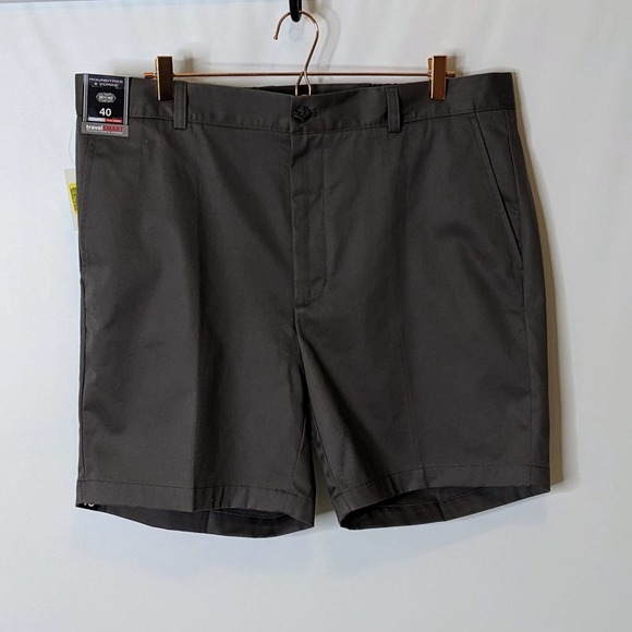 ROUNDTREE & YOURKE Dark Khaki/Gray Shorts with Elastic Size 40 NWT - Picture 1 of 6